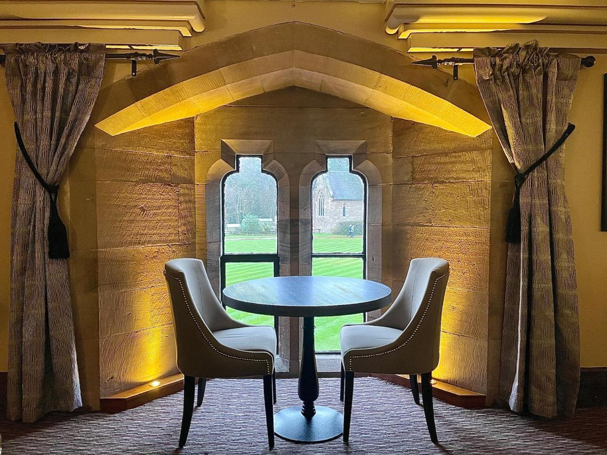 Peckforton Castle Tarporley Extérieur photo
