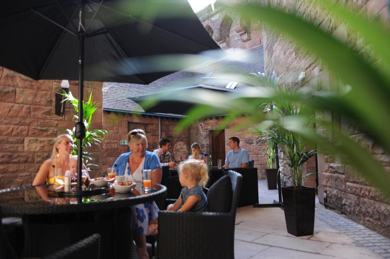 Peckforton Castle Tarporley Extérieur photo