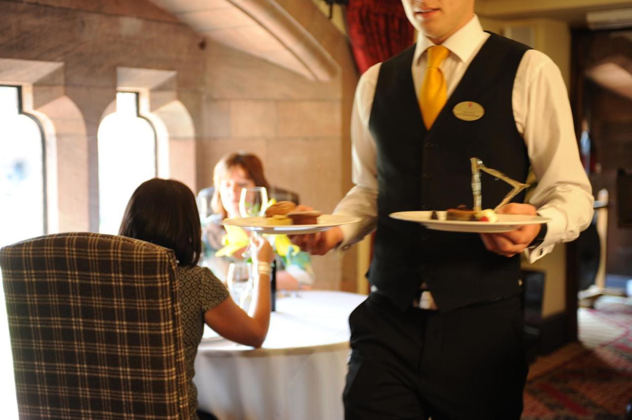 Peckforton Castle Tarporley Extérieur photo